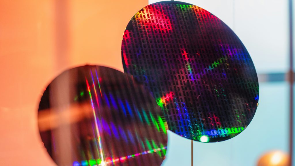 igor-shalyminov-wR4Q9r7KWBU-unsplash-cropped